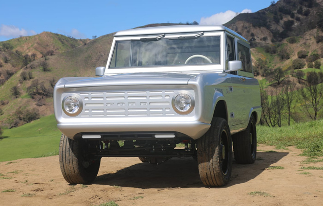   :  Ford Bronco