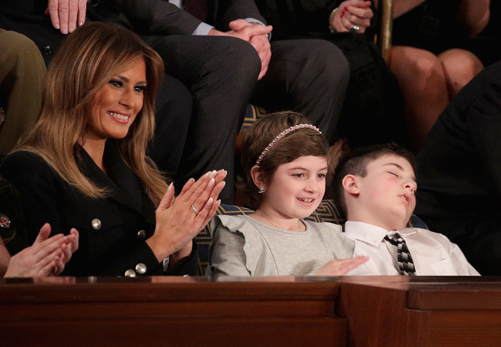 Фото №1 - Школьник по фамилии Трамп проснулся знаменитым, заснув во время выступления Дональда Трампа