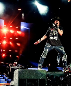 10 клипов Guns N&#39; Roses, которые должен посмотреть каждый… Да просто каждый!