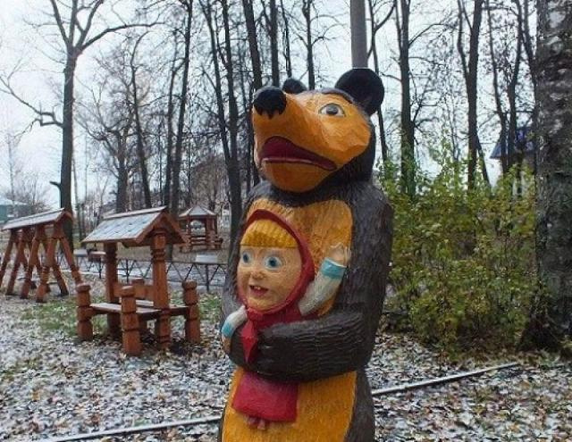 Самые странные дизайнерские решения в оформлении русского двора Самые странные дизайнерские решения в оформлении русского двора