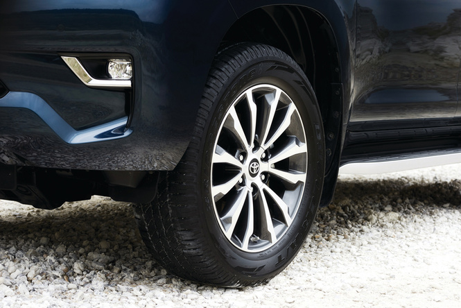 Toyota Land Cruiser Prado: практически идеально? Toyota Land Cruiser Prado: практически идеально?