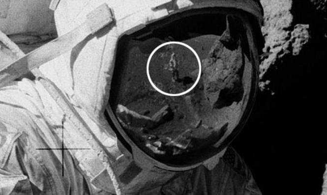 Свежая конспирологическая теория, доказывающая, что американцы не высаживались на Луну! Свежая конспирологическая теория, доказывающая, что американцы не высаживались на Луну!