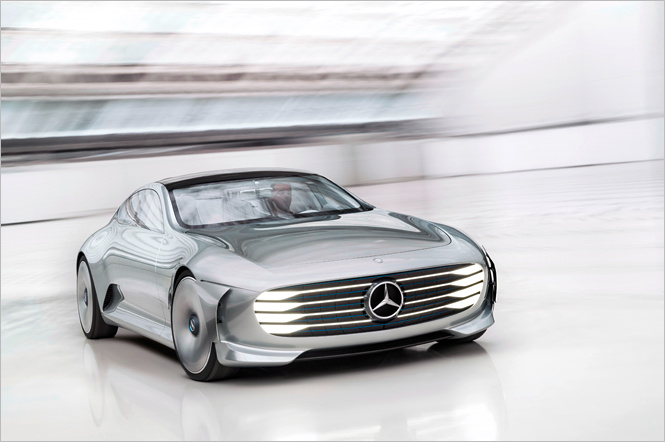 Mercedes-Benz IAA Mercedes-Benz IAA