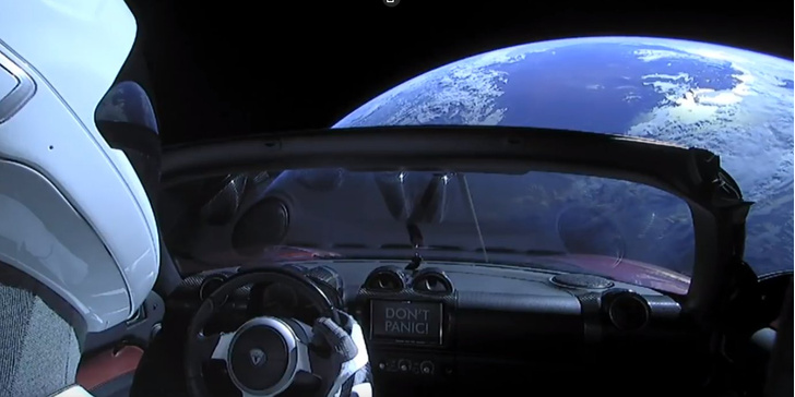 Мемы и шутки о невероятном запуске в космос личного авто Илона Маска