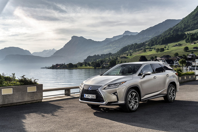 Lexus RX L — очень большой мальчик Lexus RX L — очень большой мальчик