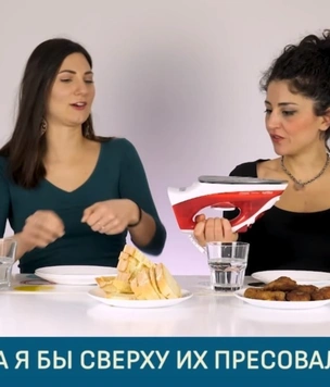 Иностранцы пробуют на себе русские лайфхаки про еду (видео)