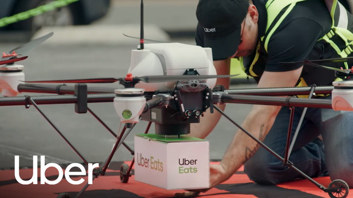 В США теперь могут доставить бигмак при помощи дрона (видео)