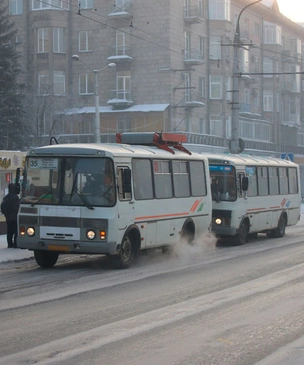 В Новокузнецке автобусный перевозчик отменил льготы для пенсионеров из-за хамства пассажиров