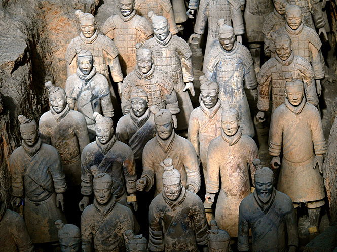 Терракотовые воины из гробницы первого императора династии Цинь