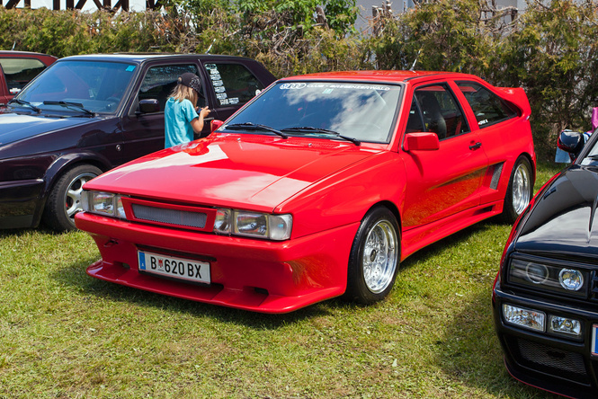 Самые безумные машины фестиваля GTI Treffen Самые безумные машины фестиваля GTI Treffen