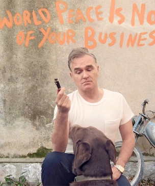 5 причин наконец выбраться из подвала и послушать новый альбом Morrissey