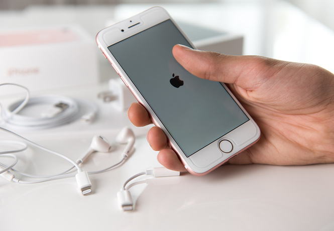 Установлено, что iOS 11 разряжает батарею айфона и айпада на 60% быстрее! Установлено, что iOS 11 разряжает батарею айфона и айпада на 60% быстрее!