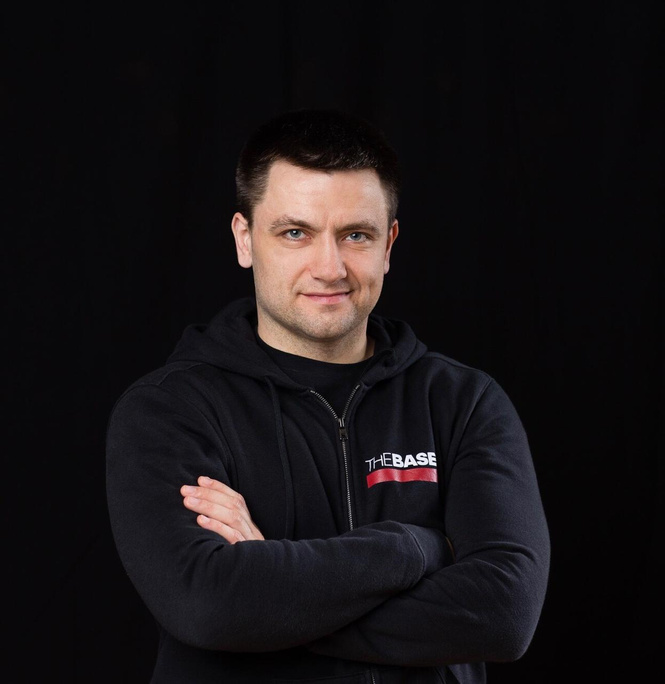 Все выходные на территории фитнес-фестиваля «Reebok. Стань человеком» будут проводиться мастер-классы и тренировки с лучшими бойцами и тренерами Все выходные на территории фитнес-фестиваля «Reebok. Стань человеком» будут проводиться мастер-классы и тренировки с лучшими бойцами и тренерами