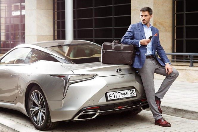 Коллекция аксессуаров от Lexus Boutique Коллекция аксессуаров от Lexus Boutique