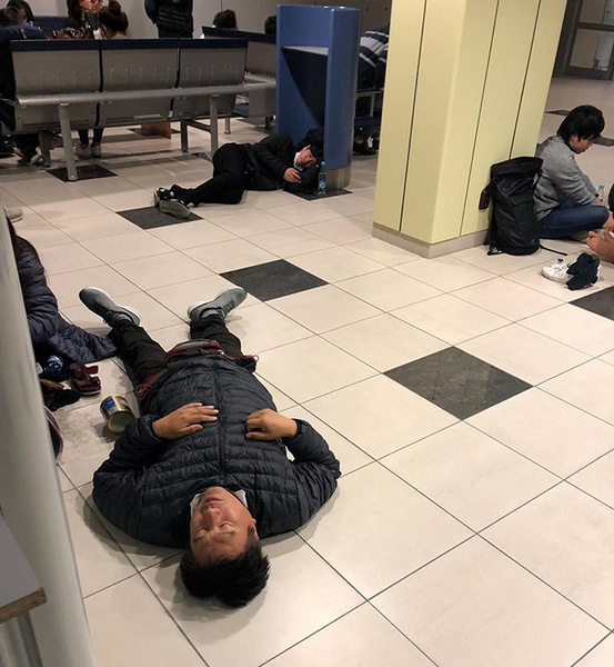 Пассажиры летели в Лос-Анджелес, но вынужденно сели на Чукотке (гостеприимные фото)