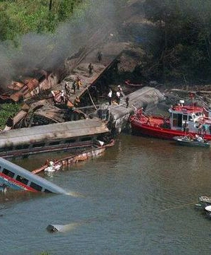 27 лет крупнейшей железнодорожной катастрофе