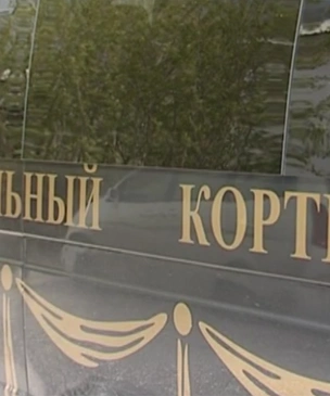 В Красноярском крае стариков и лежачих больных начали возить к врачам на катафалках (видео)