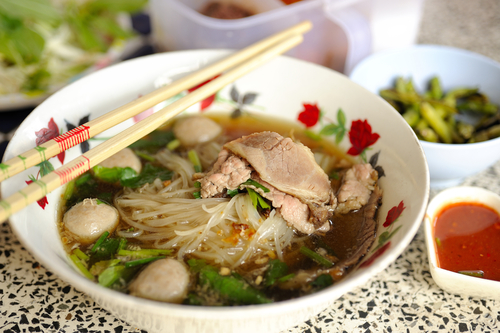 Я пришел к тебе с креветкой: рецепты 5 популярных блюд тайской кухни