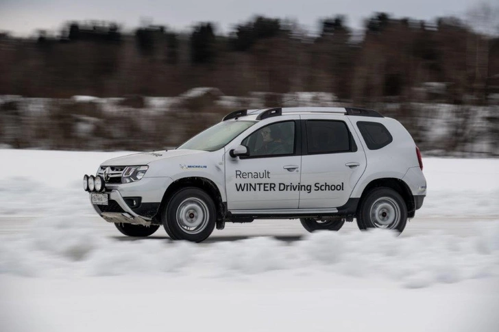 Renault обещает сделать свою водительскую академию доступной для всех желающих