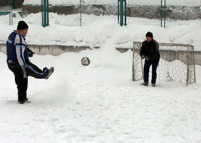 Россиянин запатентовал футбол, в который можно играть вдвоем (фото и правила прилагаем)