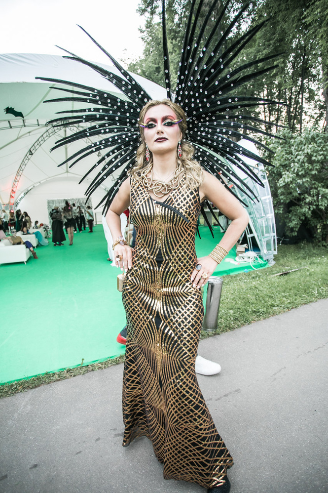 Все красотки вечеринки Midsummer Night’s Dream в одном фотоотчете Все красотки вечеринки Midsummer Night’s Dream в одном фотоотчете
