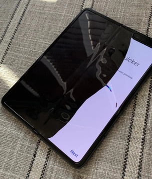 Samsung откладывает выпуск Galaxy Fold на неопределенный срок