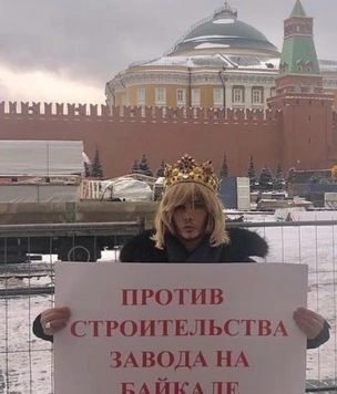 Сергея Зверева оштрафовали на 15 тысяч рублей за одиночный пикет у Кремля