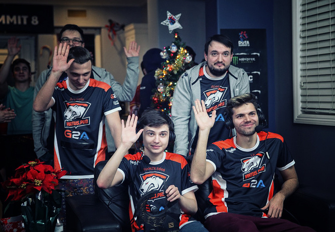 Рождественская Dota 2: Virtus.pro — чемпионы The Summit 8 Рождественская Dota 2: Virtus.pro — чемпионы The Summit 8