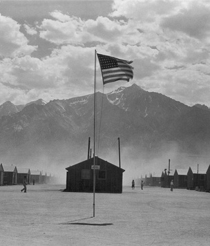 Не публикованные прежде кадры из американских концентрационных лагерей для японцев (галерея)