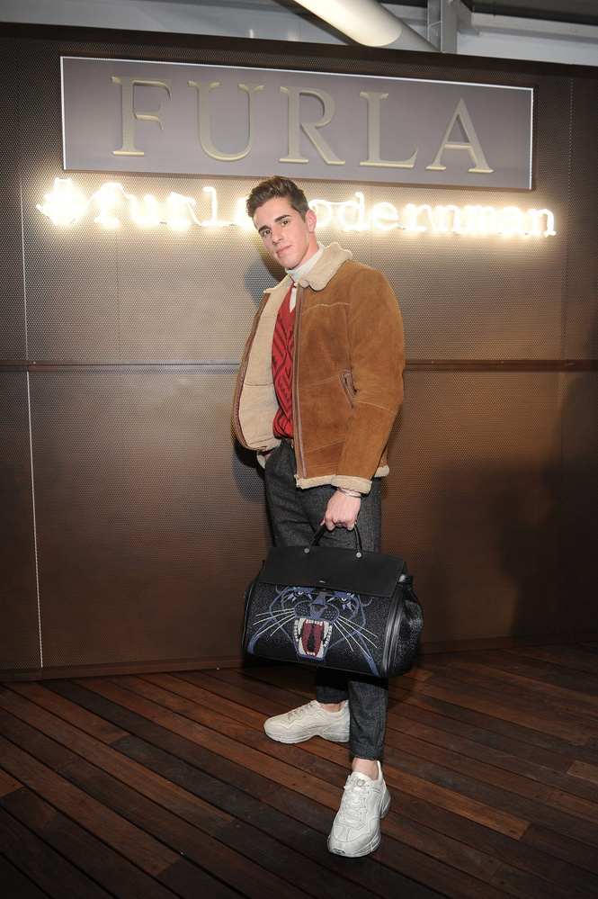 Furla представила коллекцию для безбашенных байкеров Furla представила коллекцию для безбашенных байкеров