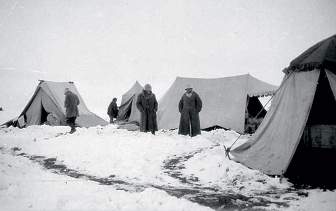 Тибет, октябрь 1927 года Тибет, октябрь 1927 года