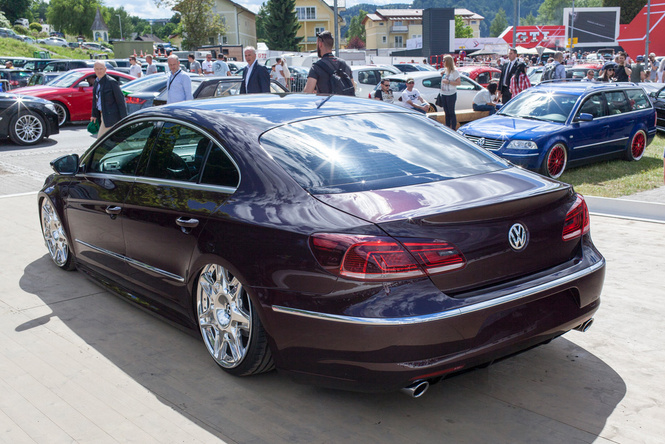 Самые безумные машины фестиваля GTI Treffen Самые безумные машины фестиваля GTI Treffen
