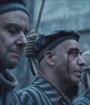 Первый за 10 лет сингл Rammstein — Deutschland — слили в Сеть за 4 часа до премьеры