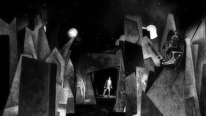 20 лучших фильмов вдохновленных книгами Лавкрафта 20 лучших фильмов вдохновленных книгами Лавкрафта