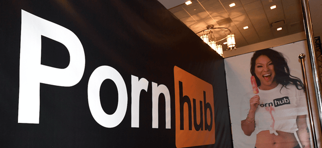 PornHub начал делать субтитры к своим роликам PornHub начал делать субтитры к своим роликам