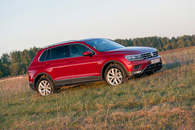 Съездить на дачу или установить мировой рекорд? Отвечает Volkswagen Tiguan Съездить на дачу или установить мировой рекорд? Отвечает Volkswagen Tiguan