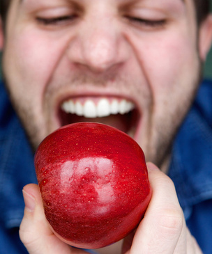 Как различные диеты отражаются на зубах — мнение стоматолога