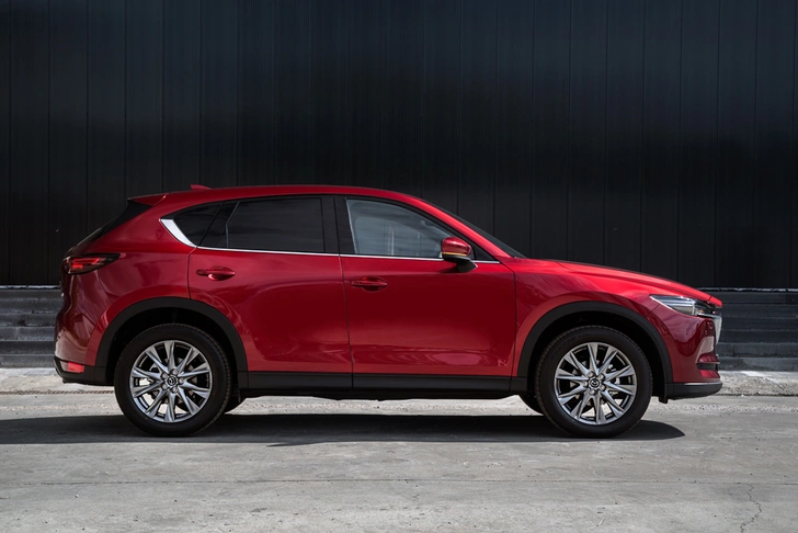 Обновленная Mazda CX-5: четыре шажка к совершенству