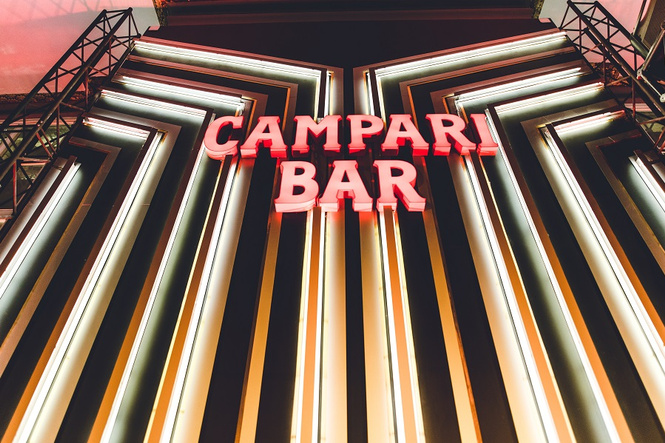 На месте Time Out открылся Campari Bar На месте Time Out открылся Campari Bar
