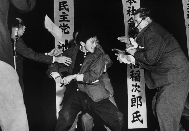 История одной фотографии: покушение на японского политика в октябре 1960 года