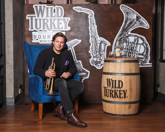 Wild Turkey представил нейроджаз Wild Turkey представил нейроджаз