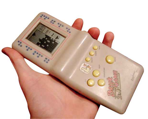 В России Game Boy известен в виде китайской поделки В России Game Boy известен в виде китайской поделки