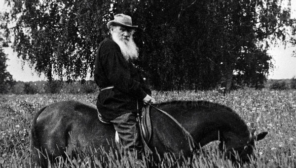 Редкая звуковая запись: Лев Толстой говорит на четырех языках Редкая звуковая запись: Лев Толстой говорит на четырех языках