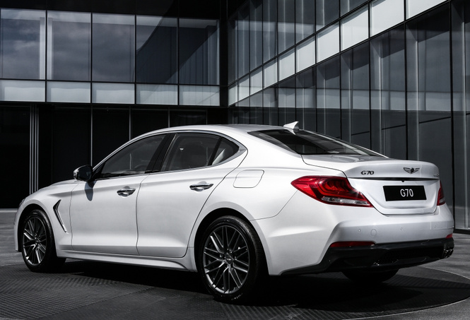 Полюбуйся на новый Genesis G70 Полюбуйся на новый Genesis G70