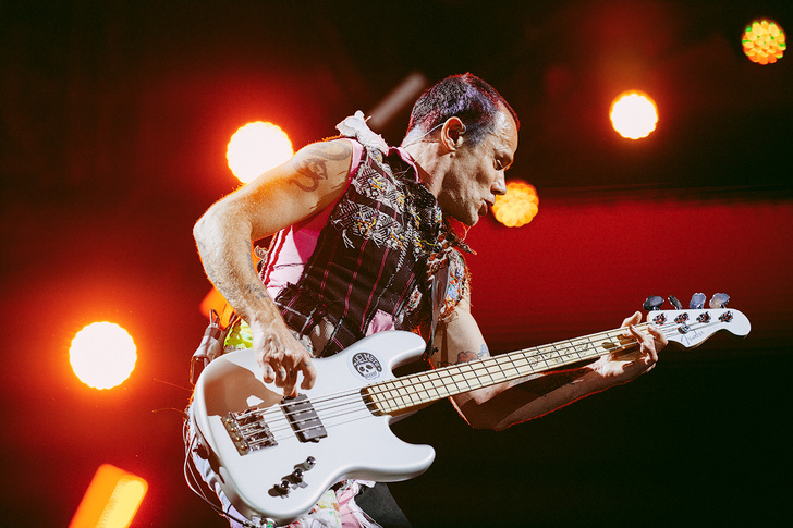 Фото №4 - Что творилось на недавних концертах Red Hot Chili Peppers, Ланы Дель Рей, «Сплина» и других рокеров