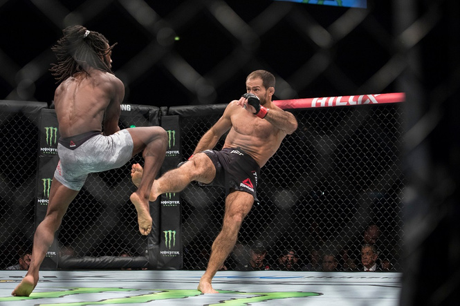 Победы и рекорды первого российского турнира UFC Победы и рекорды первого российского турнира UFC