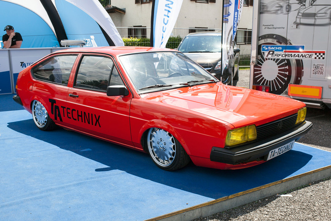 Самые безумные машины фестиваля GTI Treffen Самые безумные машины фестиваля GTI Treffen