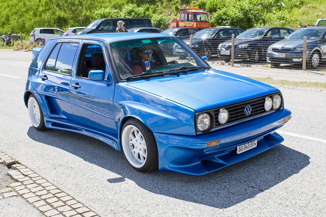 Самые безумные машины фестиваля GTI Treffen Самые безумные машины фестиваля GTI Treffen