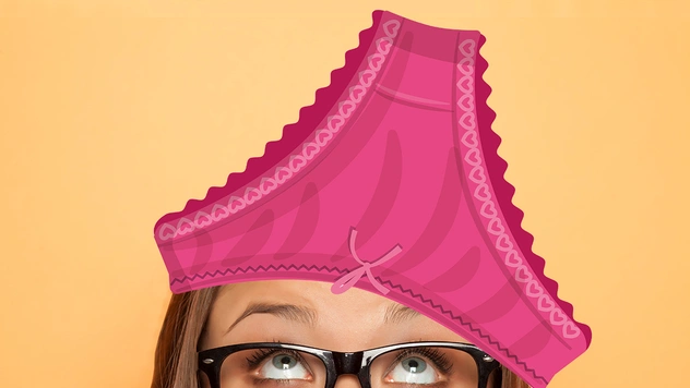 Российская журналистка рассказала, как полдня проходила с трусиками на голове. Ей накидали смешных комментариев