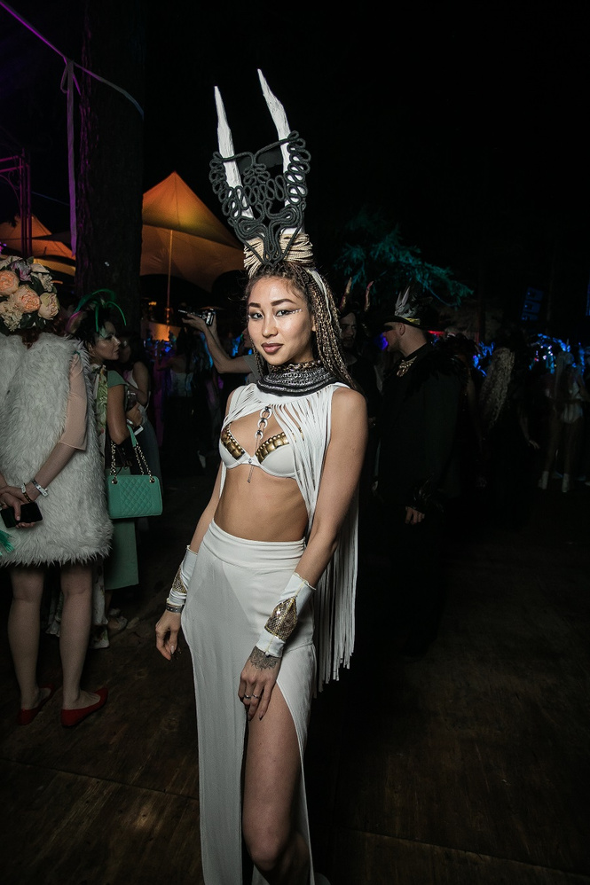 Все красотки вечеринки Midsummer Night’s Dream в одном фотоотчете Все красотки вечеринки Midsummer Night’s Dream в одном фотоотчете